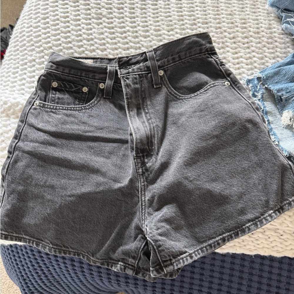 Levi's High Loose Black Washed High-Rise Denim Shorts